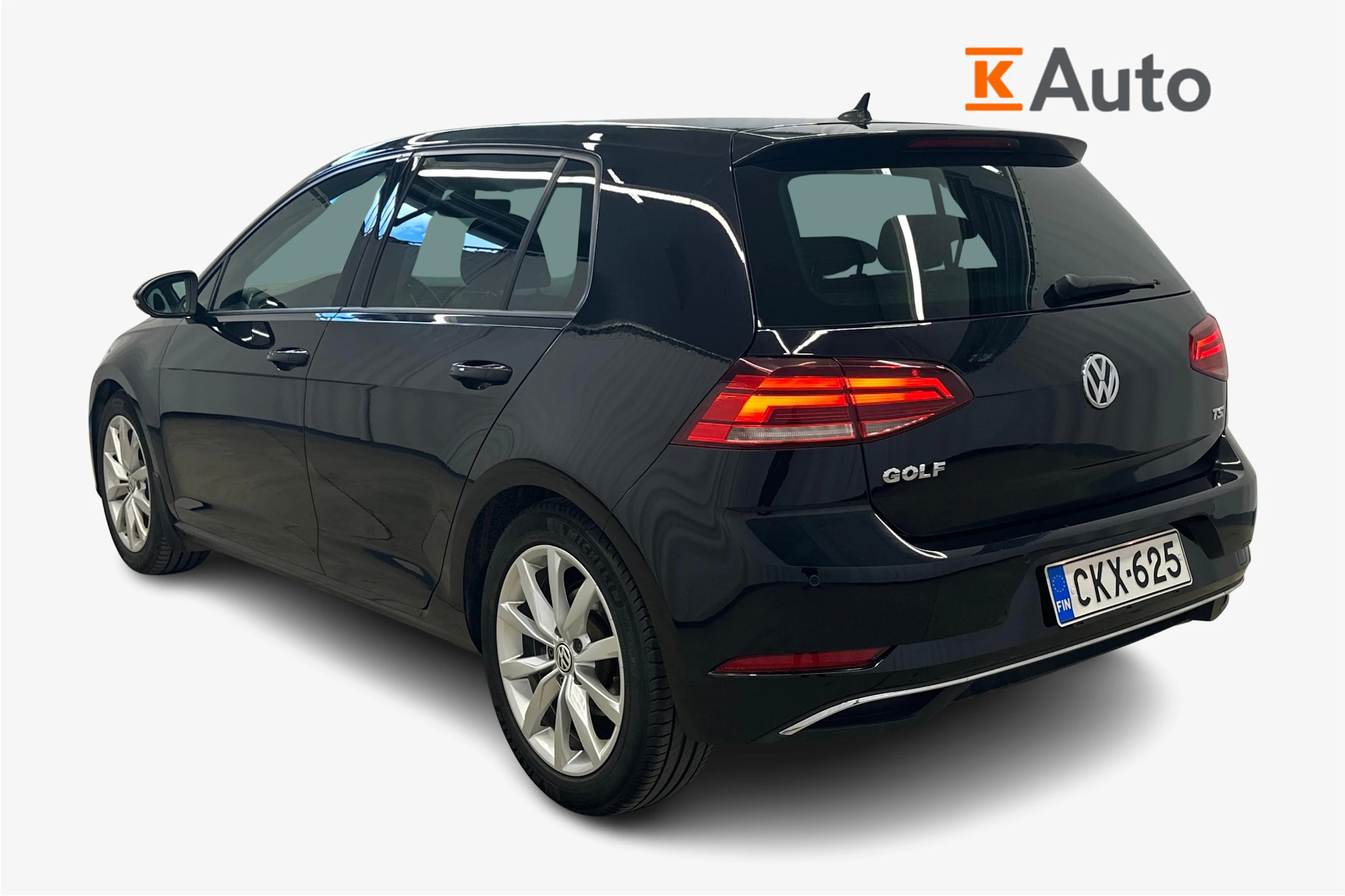 musta Volkswagen Golf 2018 kuva 3.