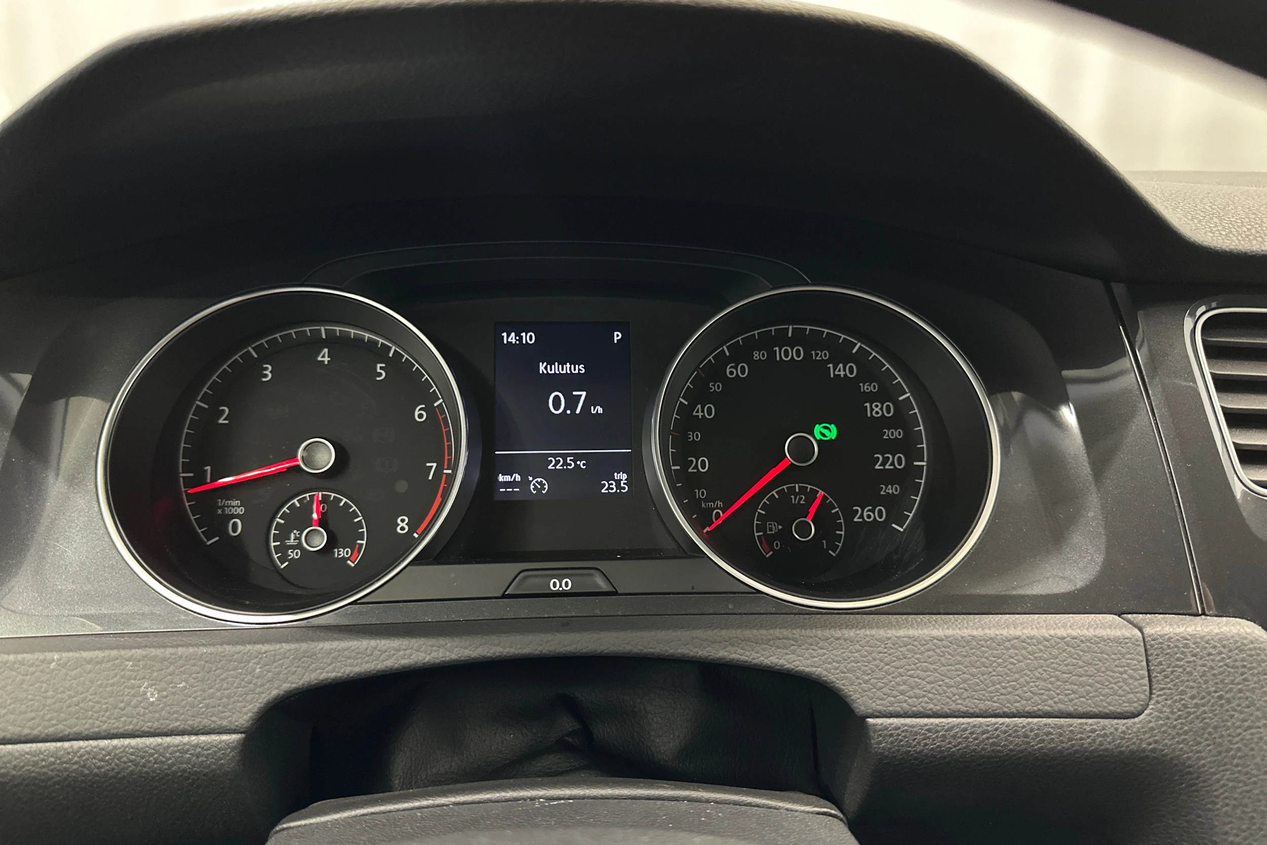 musta Volkswagen Golf 2018 kuva 19.
