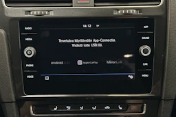 musta Volkswagen Golf 2018 kuva 22.