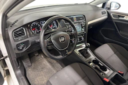 valkoinen Volkswagen Golf 2018 kuva 3.