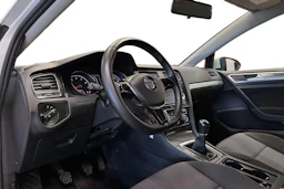 valkoinen Volkswagen Golf 2018 kuva 6.