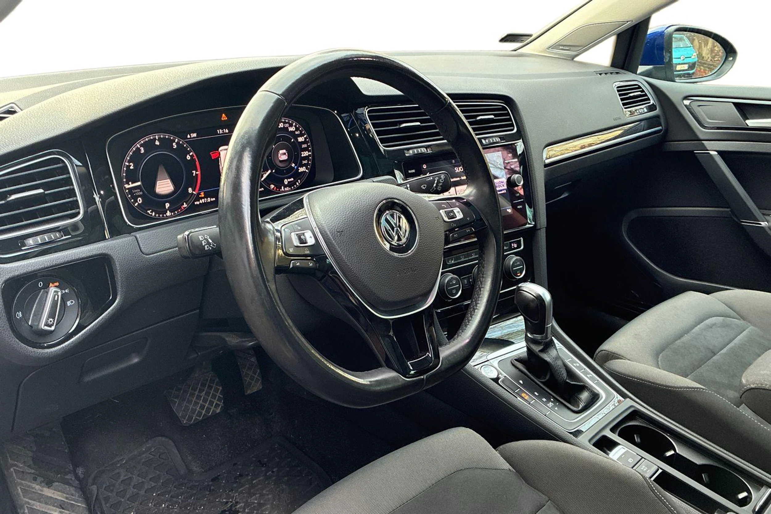 sininen Volkswagen Golf 2018 kuva 3.