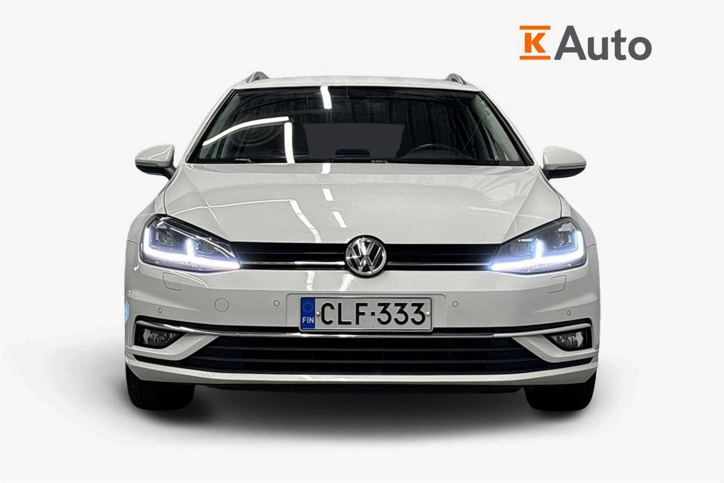 valkoinen Volkswagen Golf 2018 kuva 5.