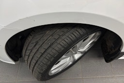 valkoinen Volkswagen Golf 2018 kuva 13.