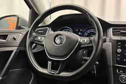 harmaa Volkswagen Golf 2018 kuva 12.