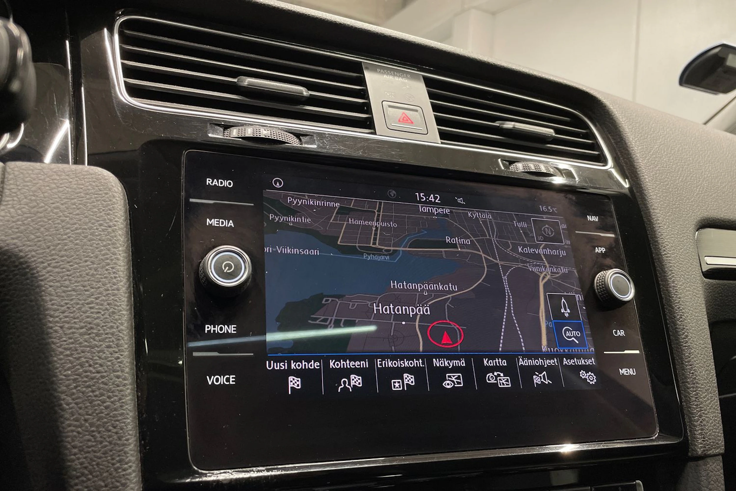 sininen Volkswagen Golf 2018 kuva 17.