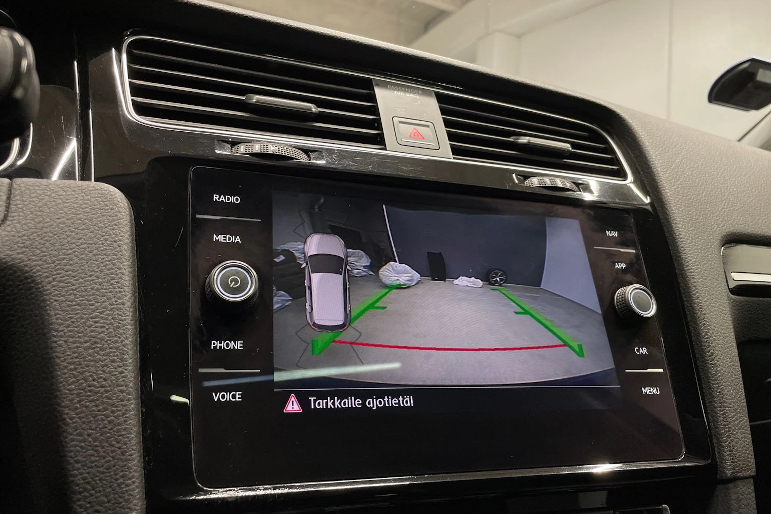 sininen Volkswagen Golf 2018 kuva 19.