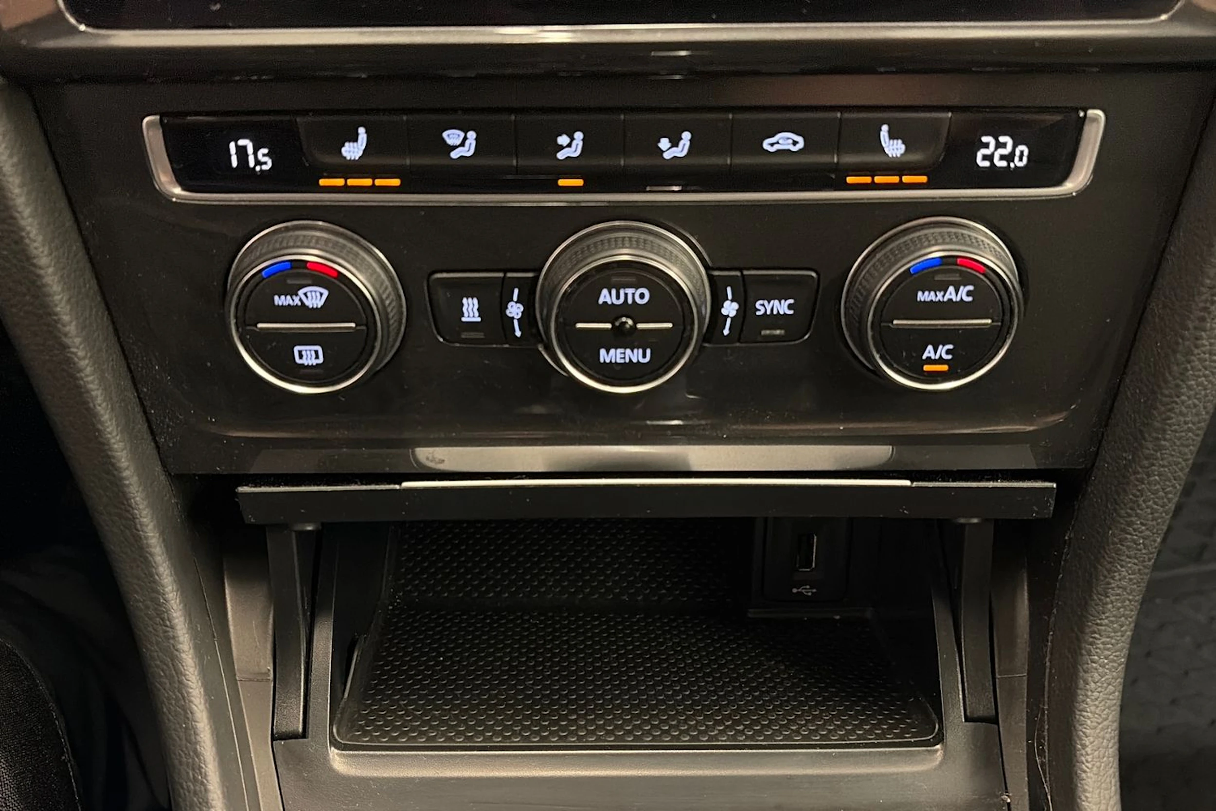 hopea Volkswagen Golf 2018 kuva 23.