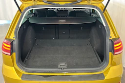 Keltainen Volkswagen GOLF 2018 kuva 13.