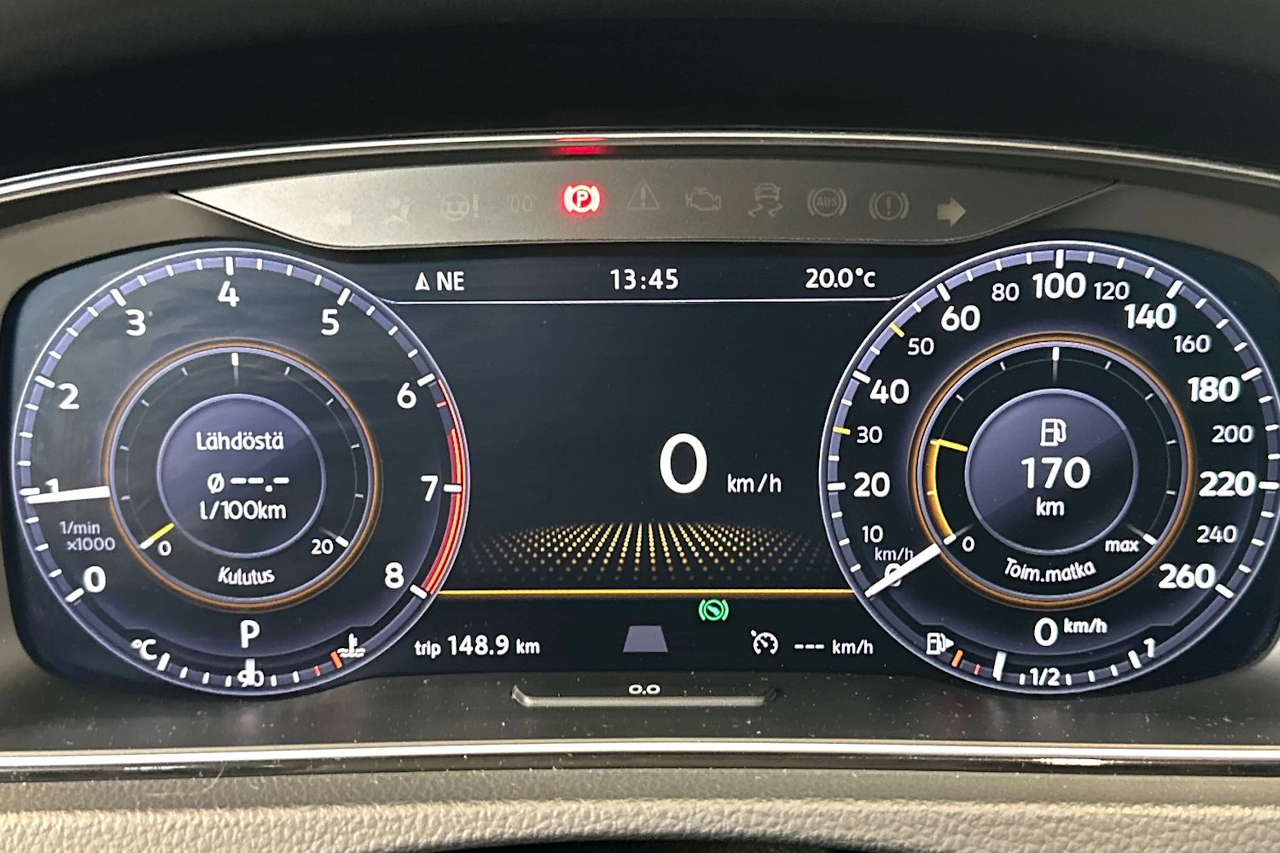 Keltainen Volkswagen GOLF 2018 kuva 18.