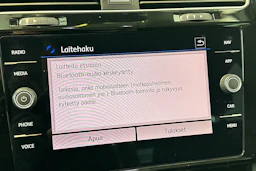 Keltainen Volkswagen GOLF 2018 kuva 24.
