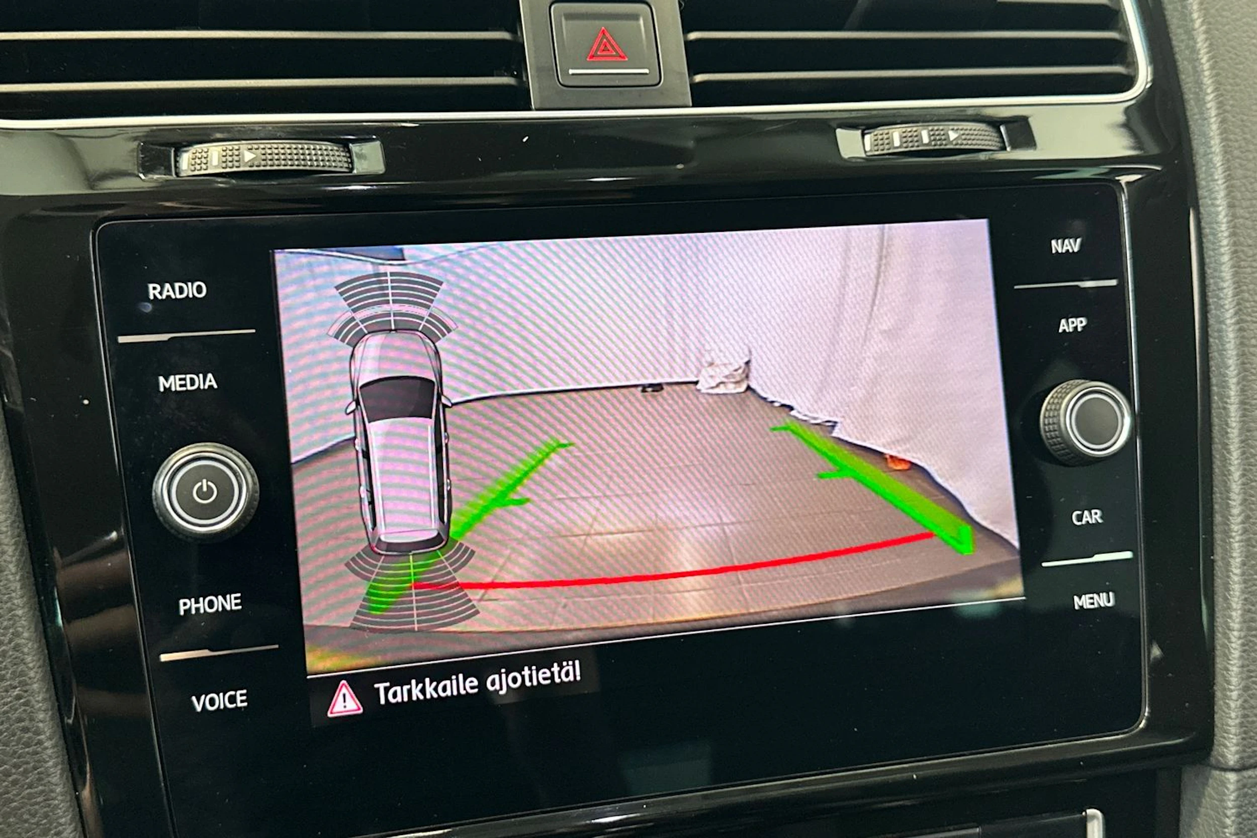 Keltainen Volkswagen GOLF 2018 kuva 25.