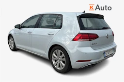 Valkoinen Volkswagen GOLF 2018 kuva 2.