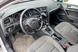 Valkoinen Volkswagen GOLF 2018 kuva 3.