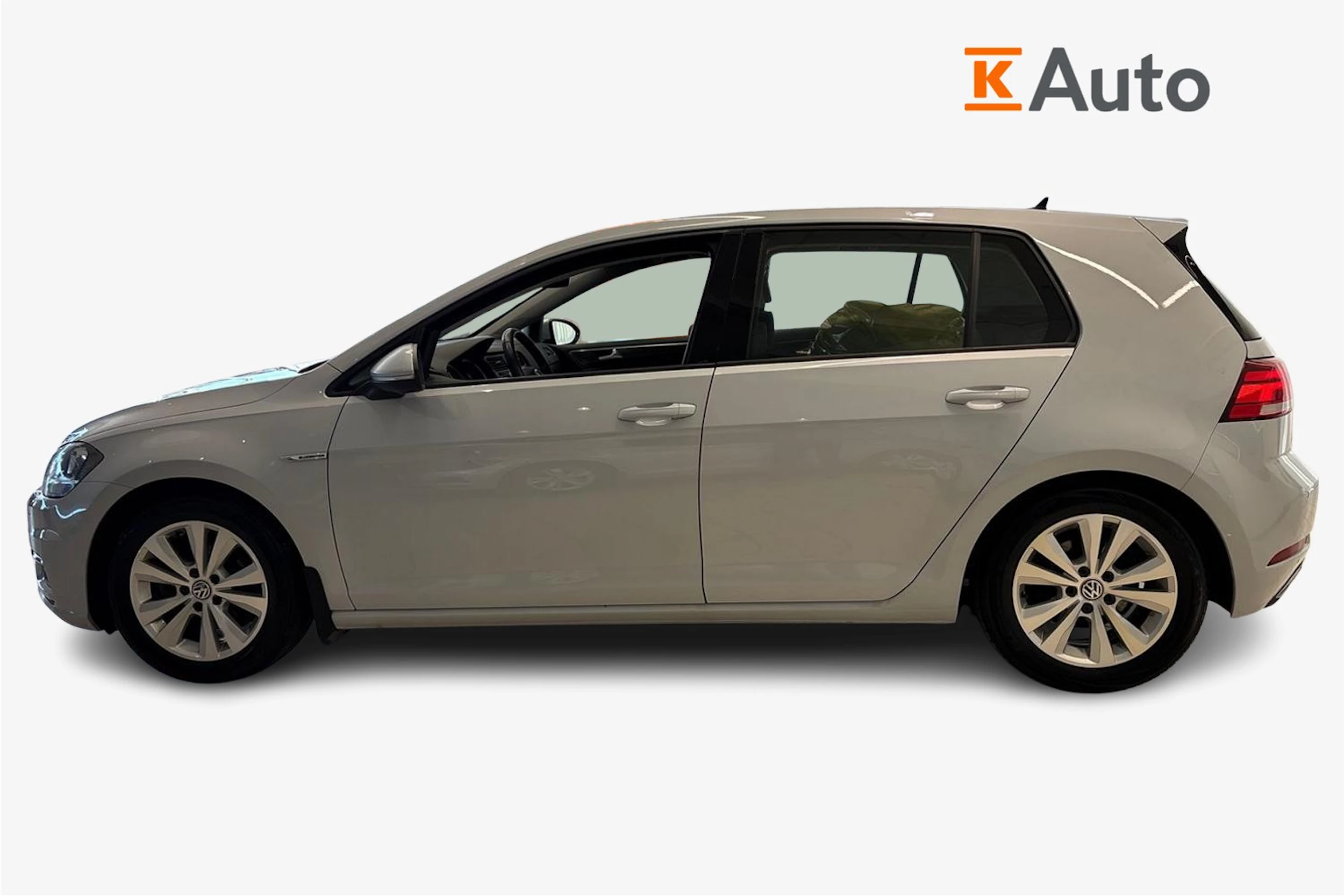Valkoinen Volkswagen GOLF 2018 kuva 7.