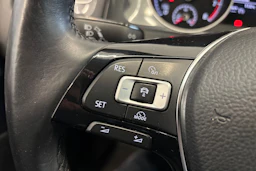 Valkoinen Volkswagen GOLF 2018 kuva 20.