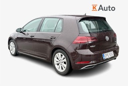 musta Volkswagen Golf 2018 kuva 2.