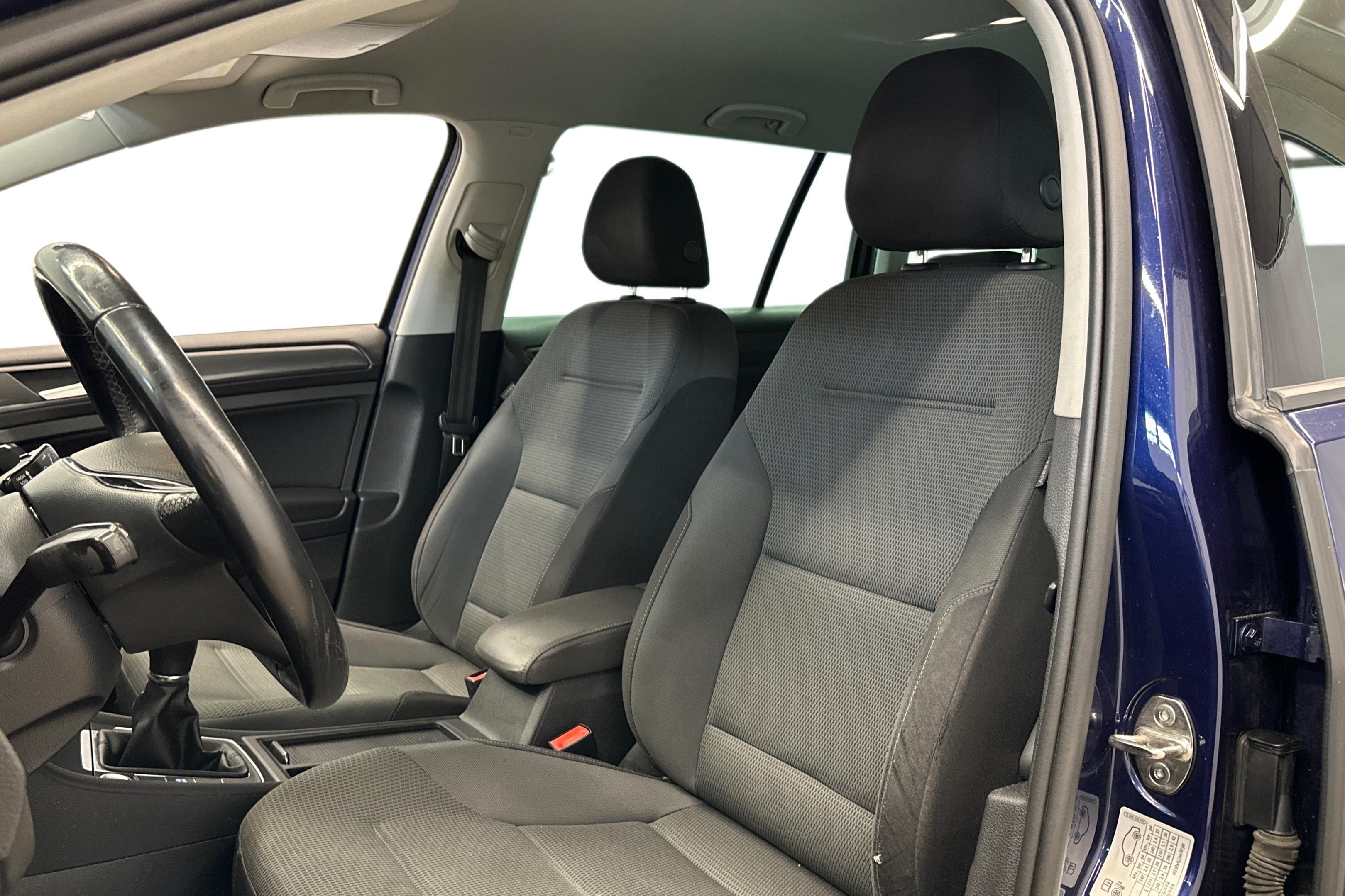 Volkswagen Golf 2018, kuva 6/25