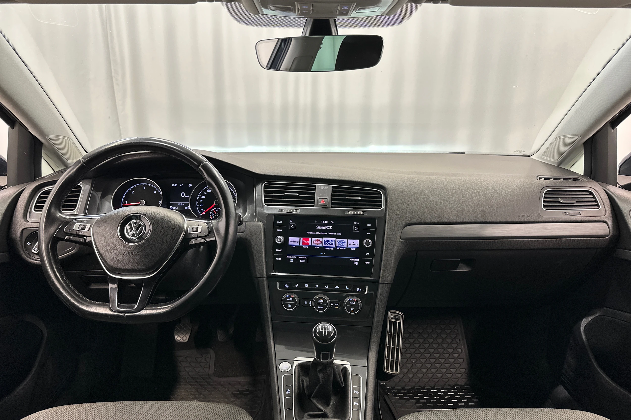 met. sininen Volkswagen Golf 2018 kuva 11.