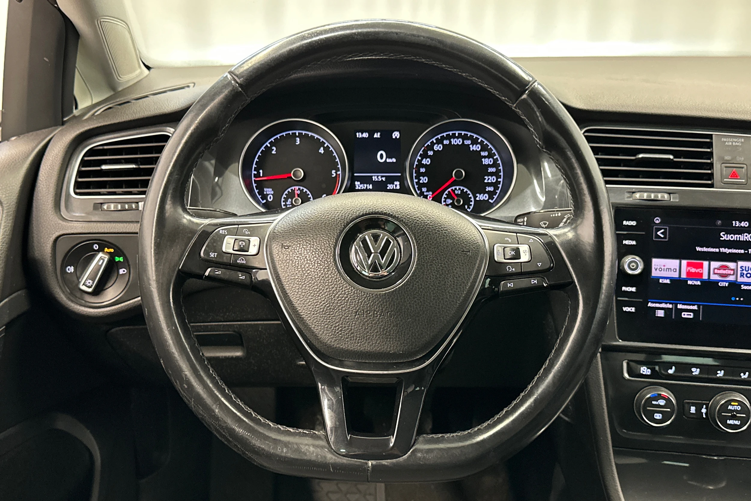 met. sininen Volkswagen Golf 2018 kuva 12.