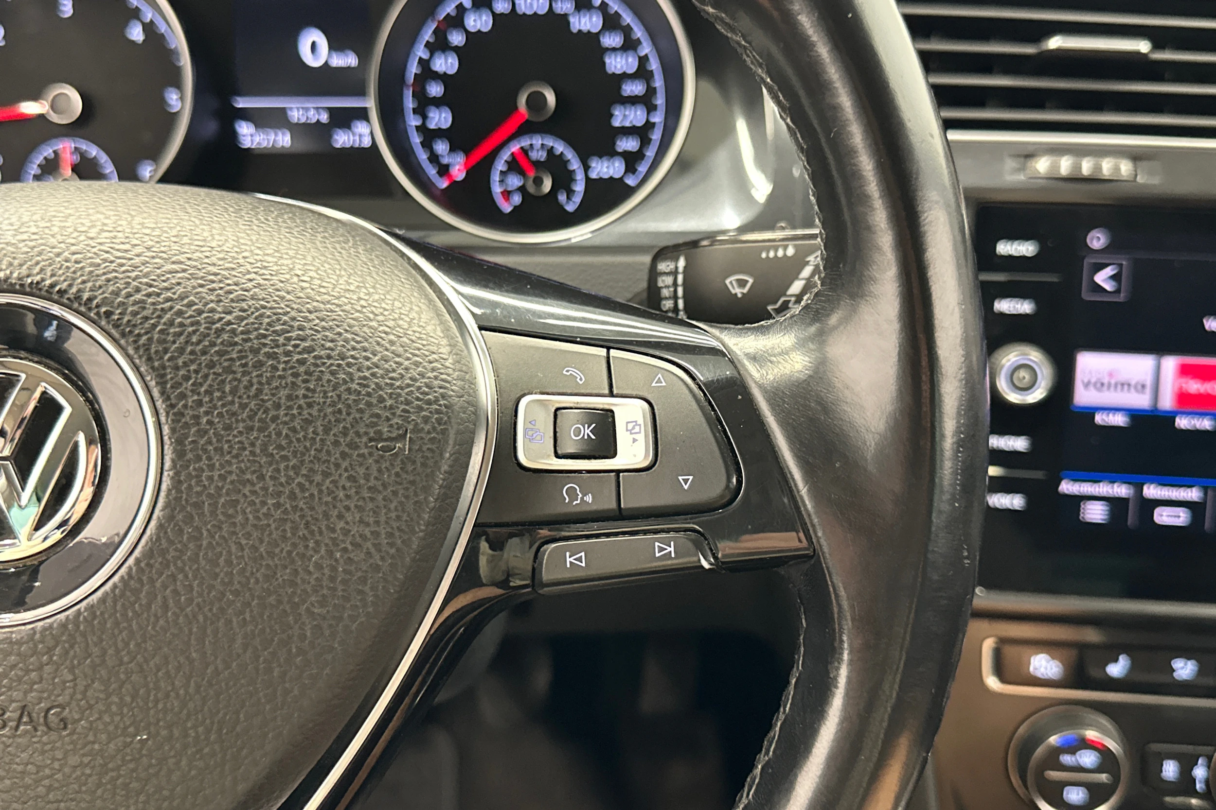 met. sininen Volkswagen Golf 2018 kuva 14.