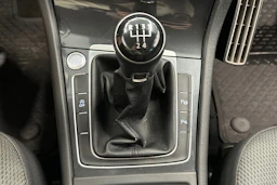 met. sininen Volkswagen Golf 2018 kuva 19.