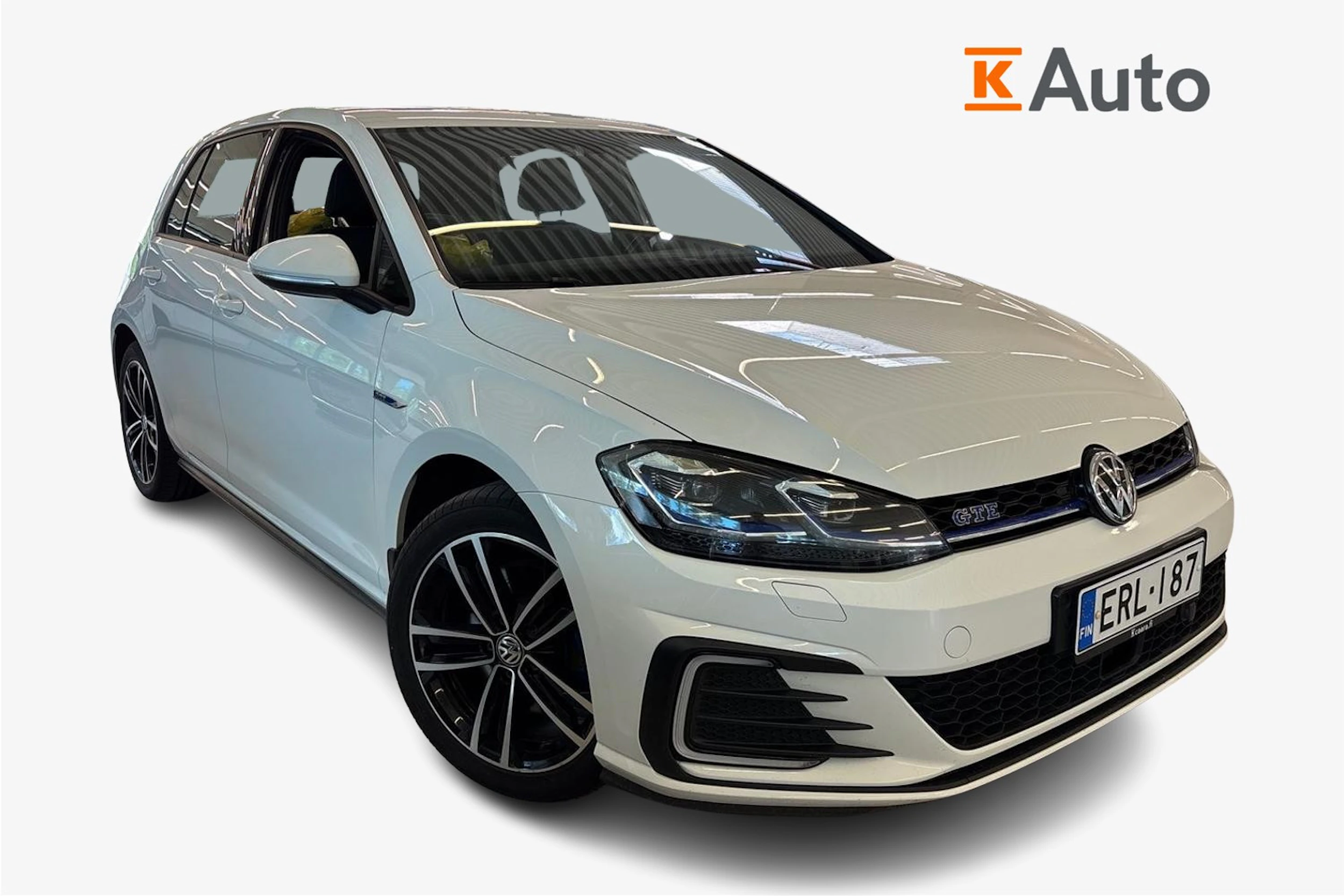Valkoinen Volkswagen GOLF 2018 kuva 1.