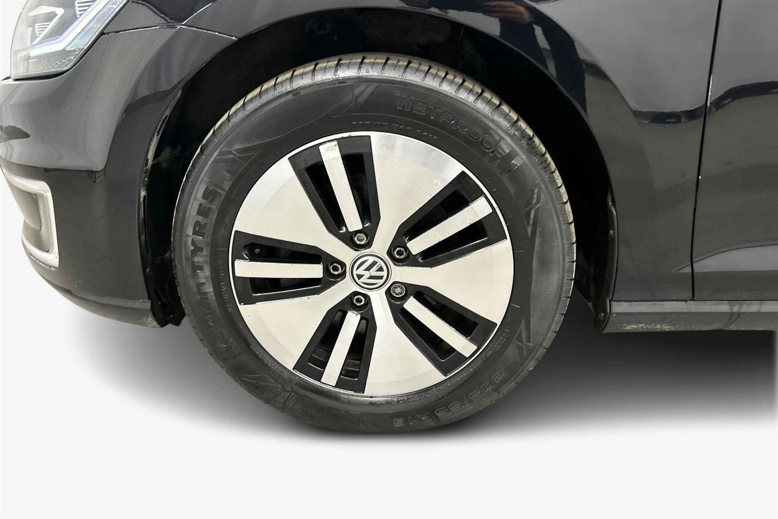 musta Volkswagen Golf 2018 kuva 11.