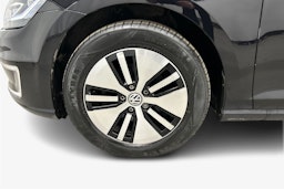 musta Volkswagen Golf 2018 kuva 11.