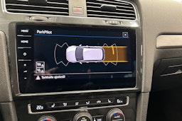 musta Volkswagen Golf 2018 kuva 23.