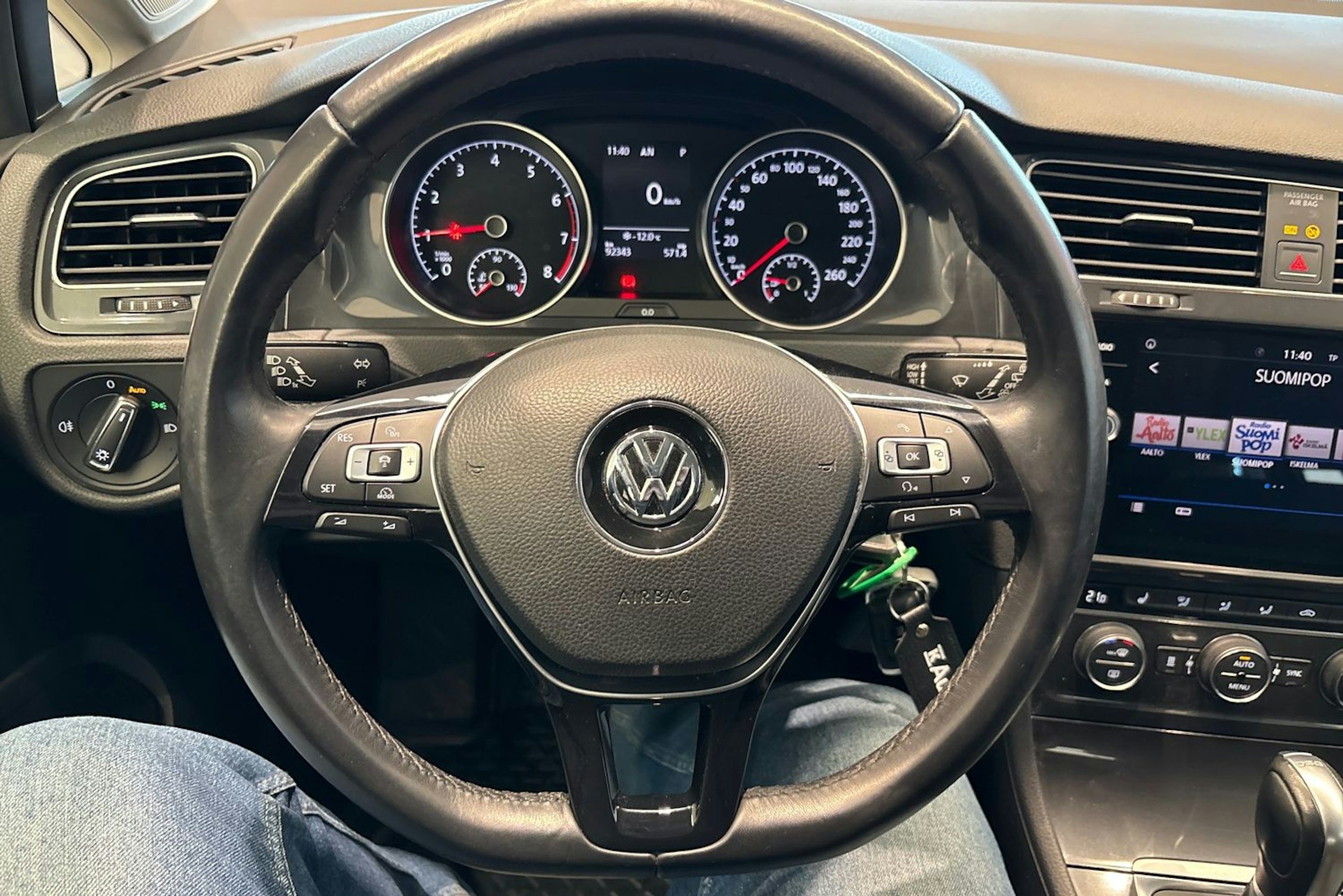 Harmaa Volkswagen GOLF 2018 kuva 17.
