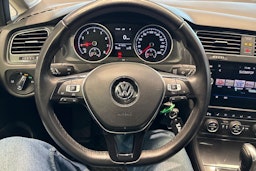 Harmaa Volkswagen GOLF 2018 kuva 17.