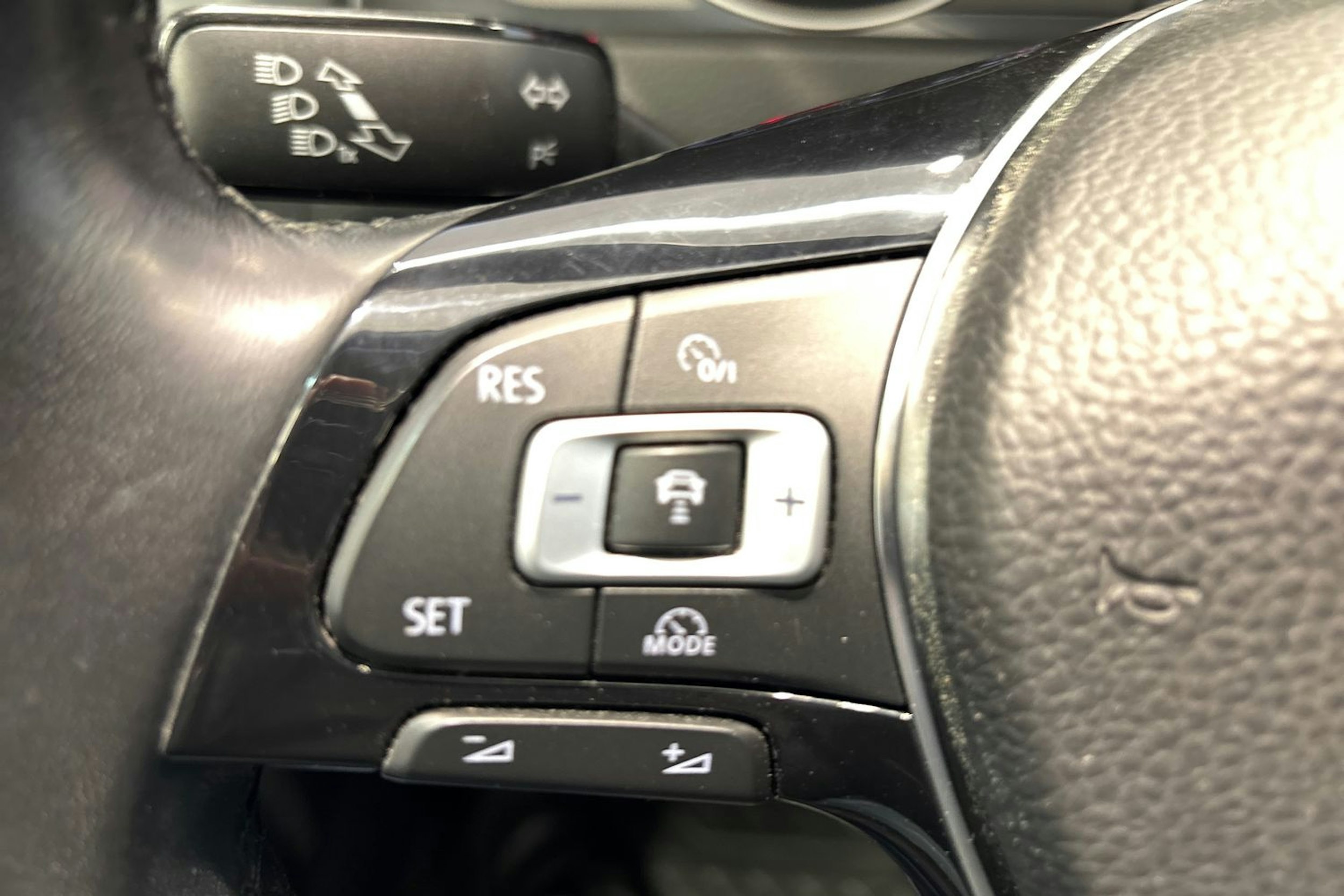 Harmaa Volkswagen GOLF 2018 kuva 18.