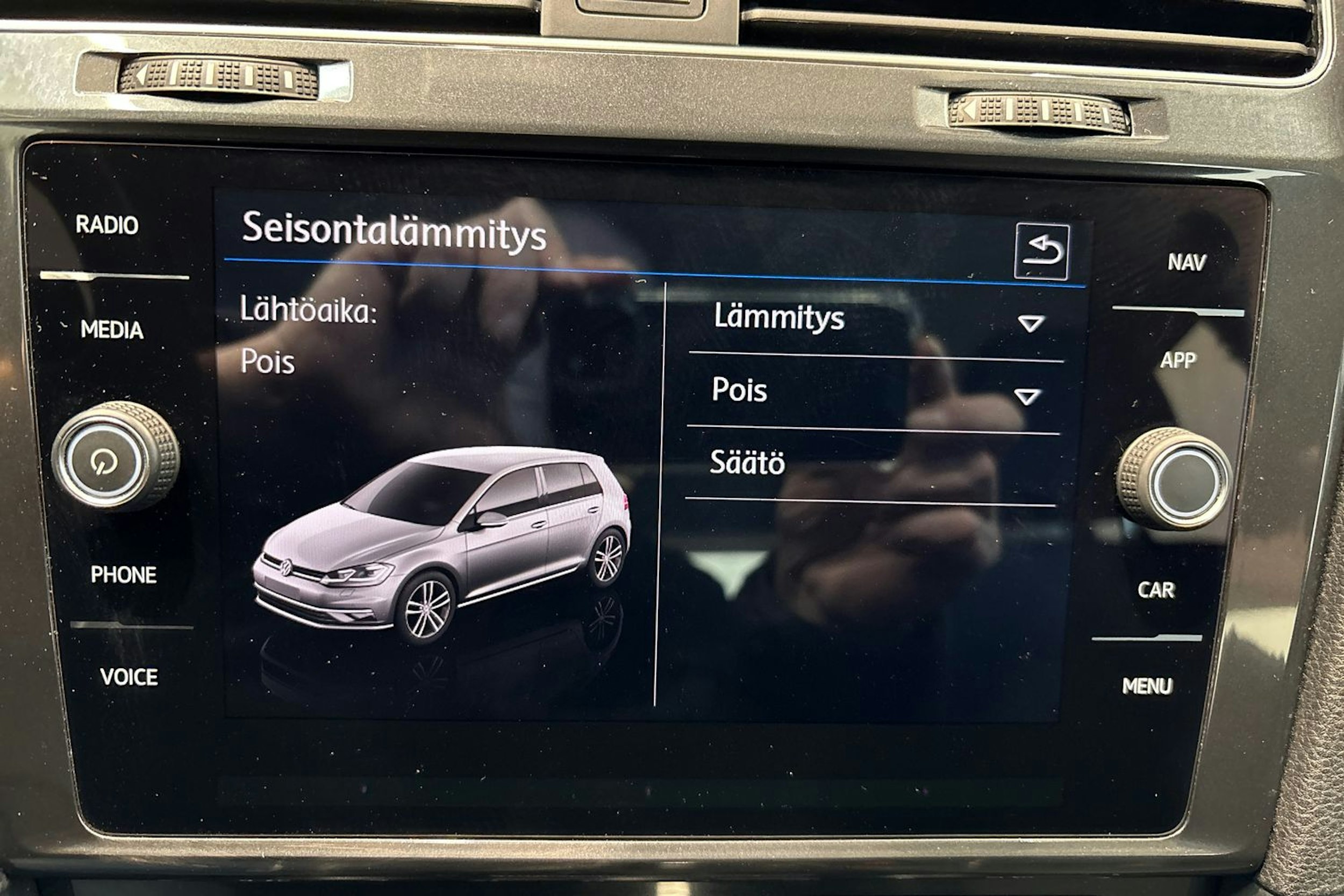 Harmaa Volkswagen GOLF 2018 kuva 27.