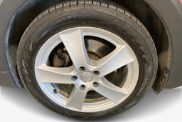 Punainen Volkswagen GOLF 2018 kuva 9.