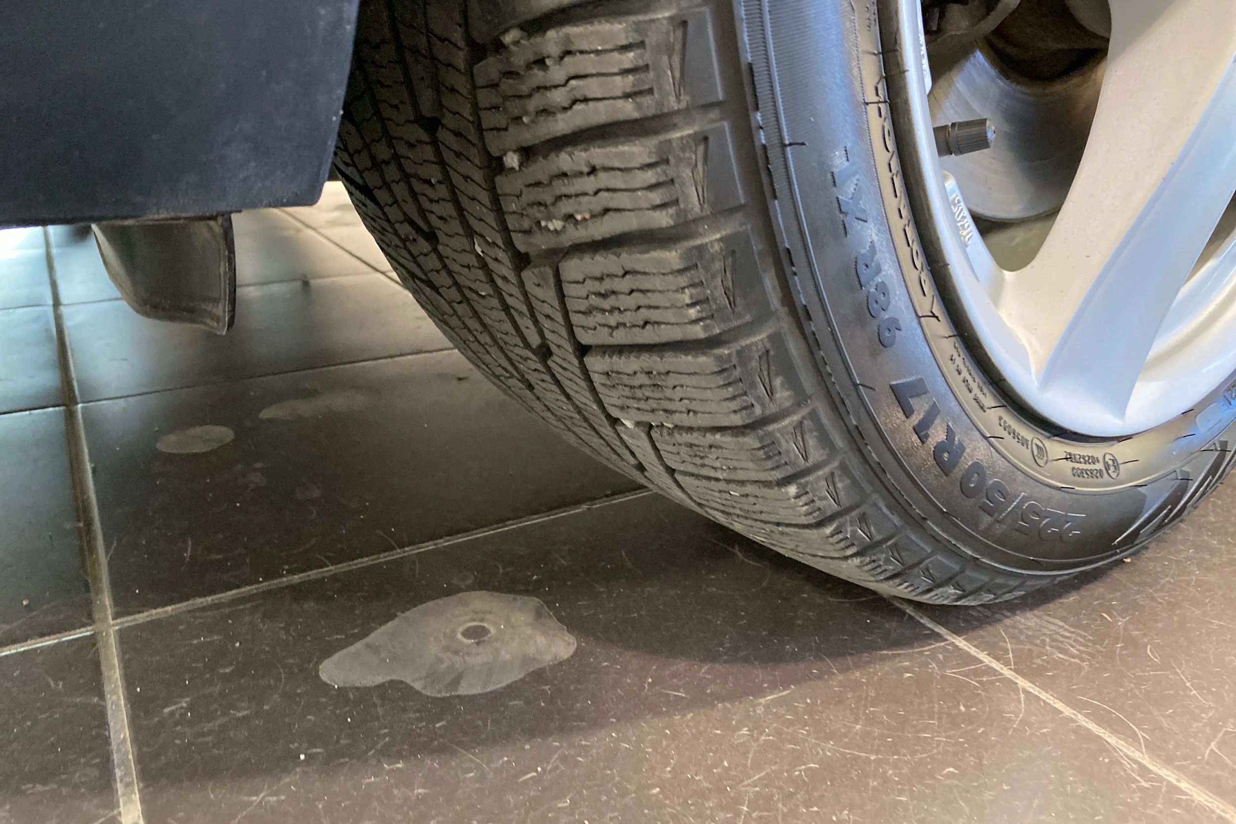 Punainen Volkswagen GOLF 2018 kuva 10.