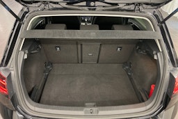 musta Volkswagen Golf 2018 kuva 14.
