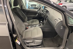 musta Volkswagen Golf 2018 kuva 16.