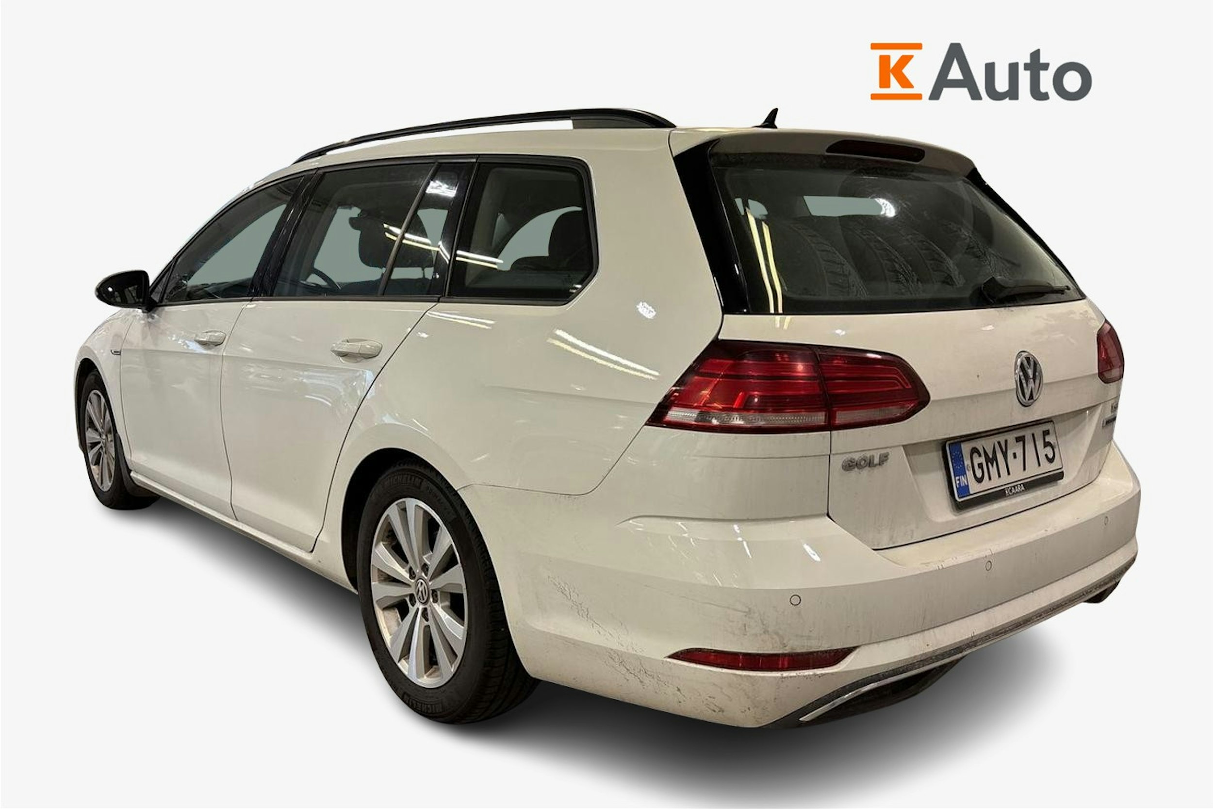 valkoinen Volkswagen Golf 2018 kuva 2.