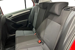 punainen Volkswagen Golf 2018 kuva 8.