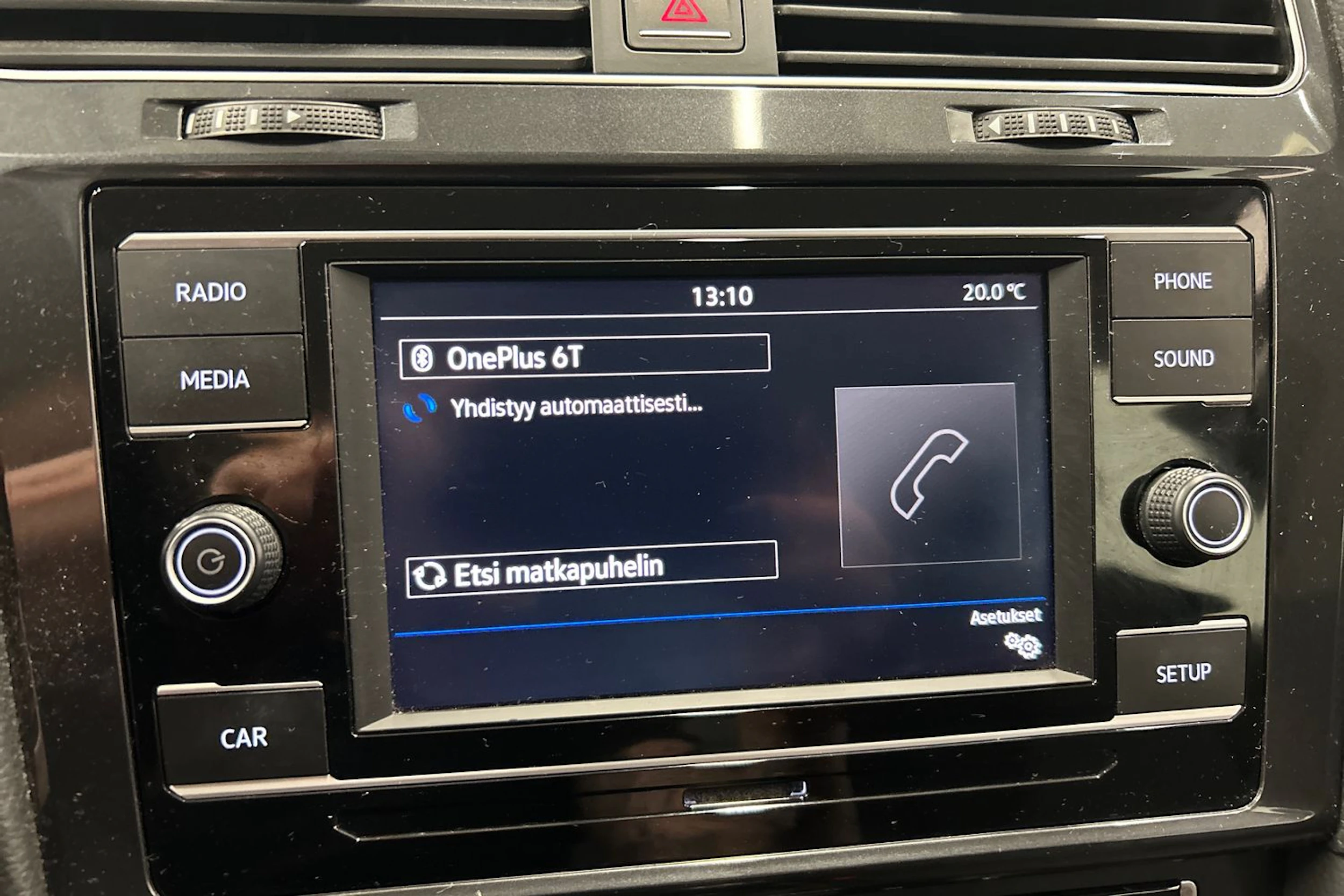 punainen Volkswagen Golf 2018 kuva 17.