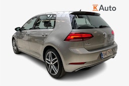 harmaa Volkswagen Golf 2018 kuva 2.