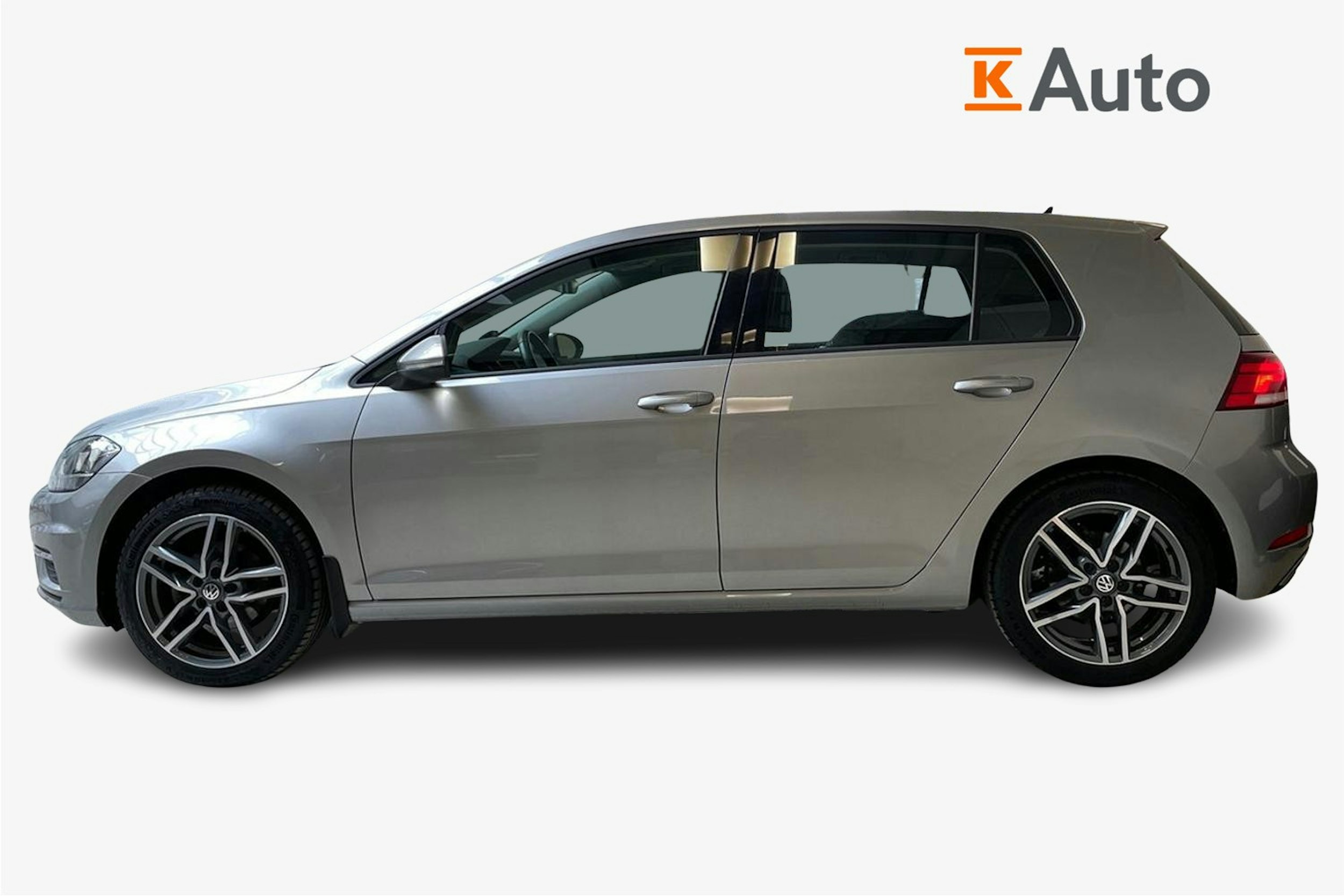 harmaa Volkswagen Golf 2018 kuva 6.