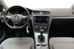 harmaa Volkswagen Golf 2018 kuva 9.
