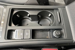 harmaa Volkswagen Golf 2018 kuva 24.