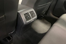 Sininen Volkswagen Golf 2018 kuva 16.