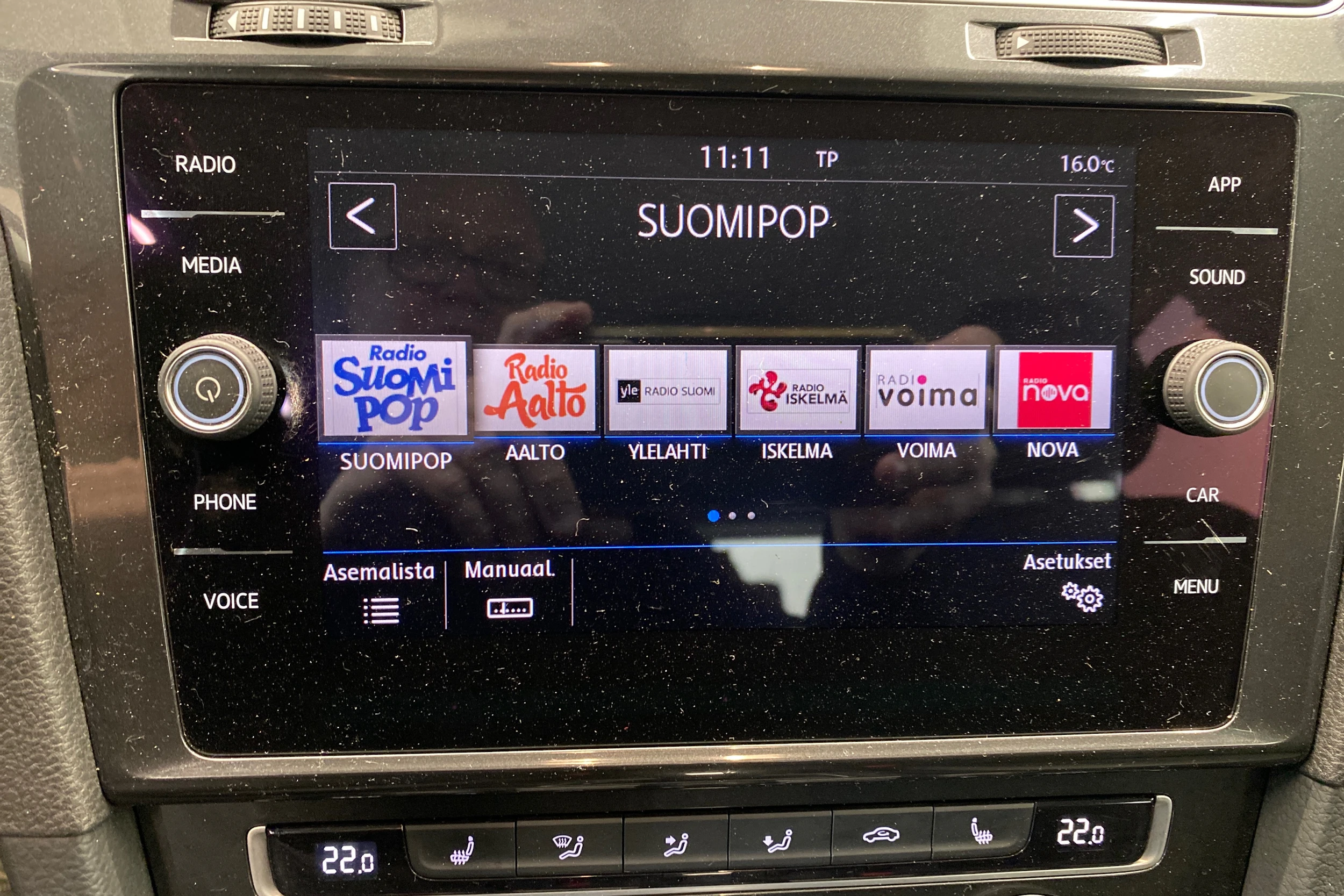 Sininen Volkswagen Golf 2018 kuva 22.