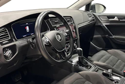 harmaa Volkswagen Golf 2018 kuva 8.