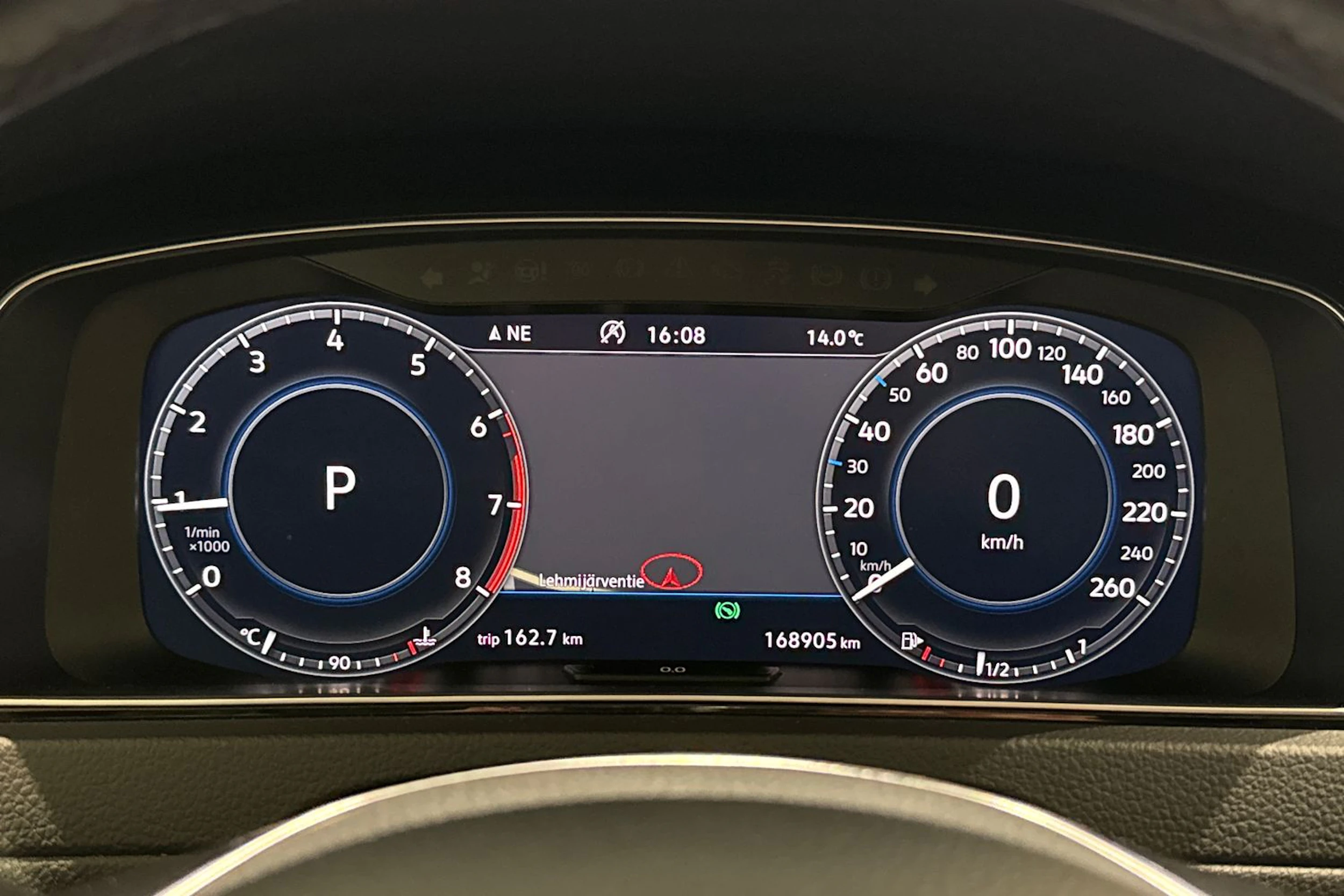 harmaa Volkswagen Golf 2018 kuva 19.