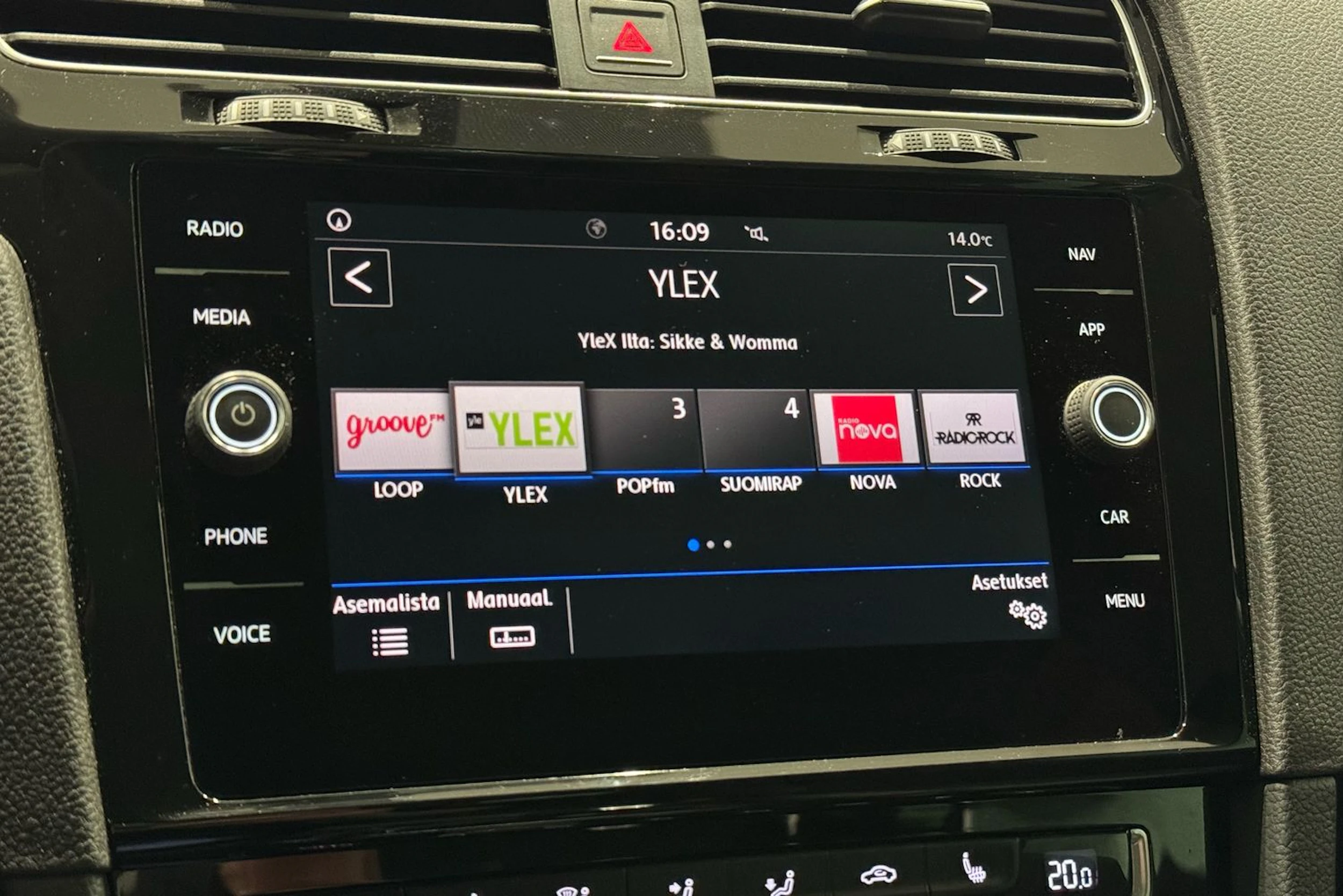 harmaa Volkswagen Golf 2018 kuva 20.